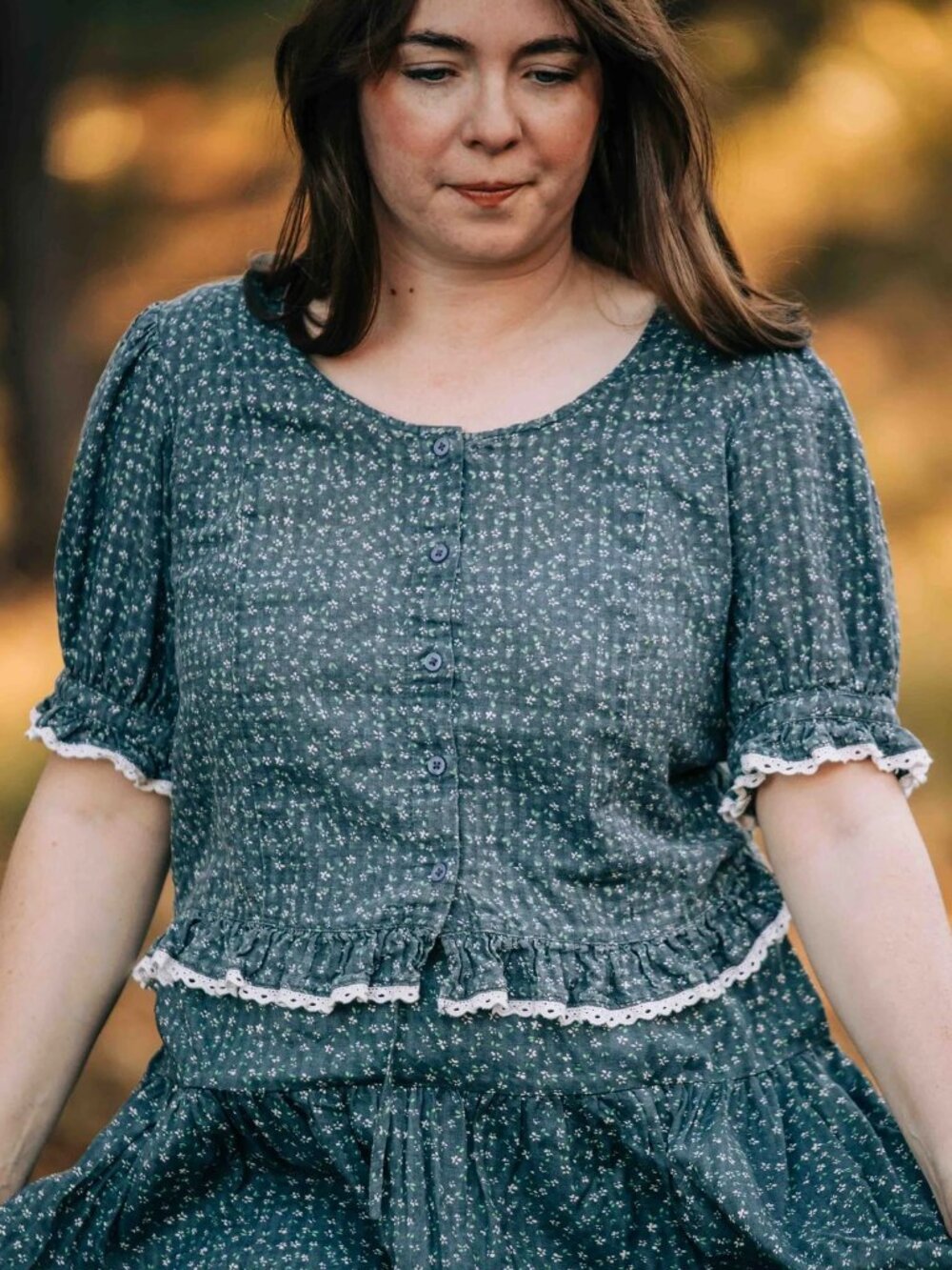 Shop Dahl Short Puff Sleeve Button Down Floral Blouse Lace Trim Cottagecore M